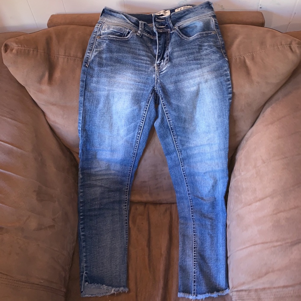 Buckle Jeans